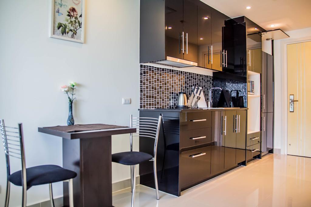 Cosy Beach View Condominium Pattaya Exterior photo