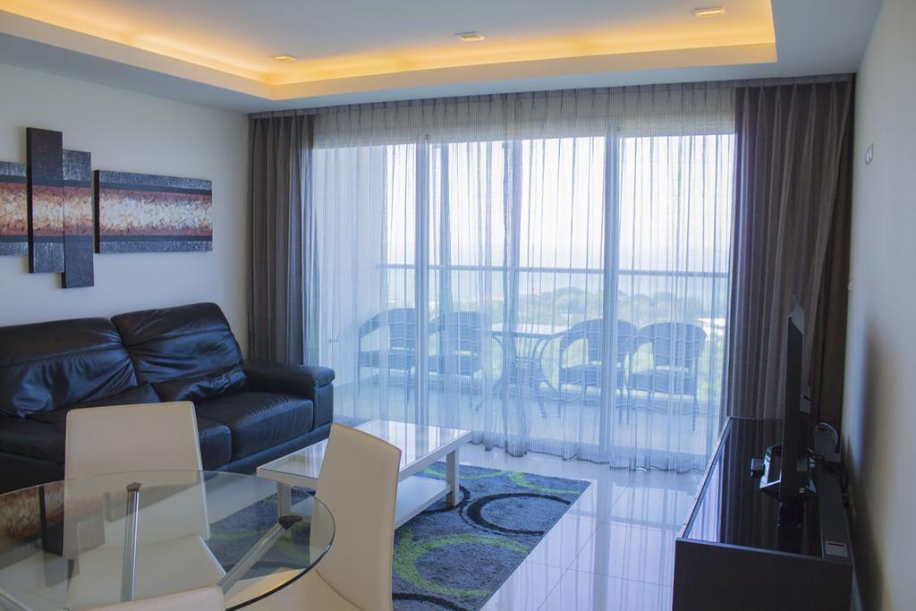 Cosy Beach View Condominium Pattaya Exterior photo